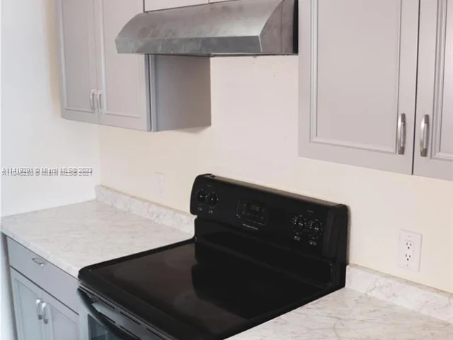 4281 W Mcnab Rd # 19, Pompano Beach FL 33069