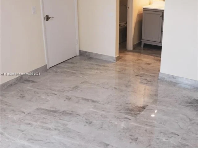 4281 W Mcnab Rd # 19, Pompano Beach FL 33069