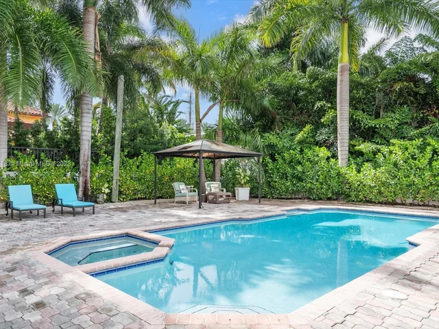 465 Golden Beach Dr, Golden Beach FL 33160