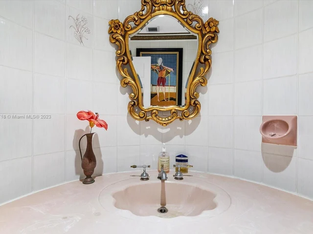 465 Golden Beach Dr, Golden Beach FL 33160