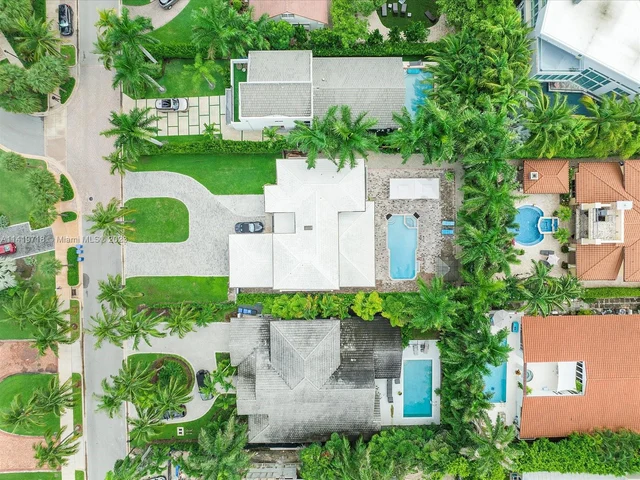 465 Golden Beach Dr, Golden Beach FL 33160