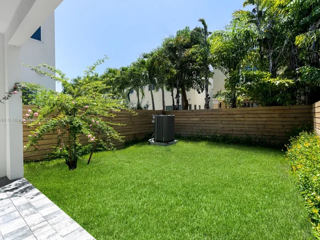 805 NE 16th Terrace # 1, Fort Lauderdale FL 33304