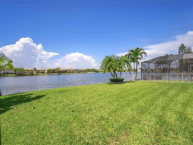 15234 SW 19th St, Miramar FL 33027