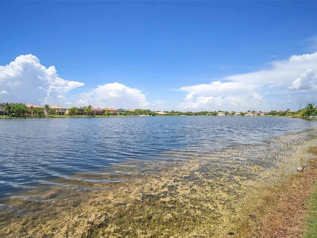 15234 SW 19th St, Miramar FL 33027