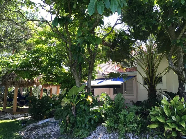 3280 Paddock Rd, Weston FL 33331