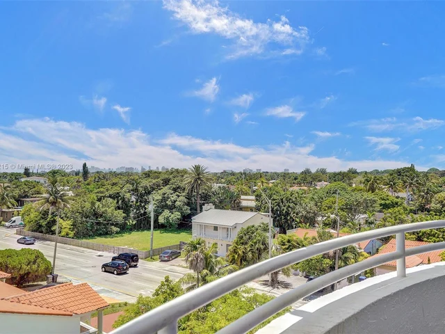 9156 Collins Avenue Unit 406, Surfside FL 33154