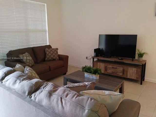 7751 BASNETT CIRCLE, Kissimmee FL 34747