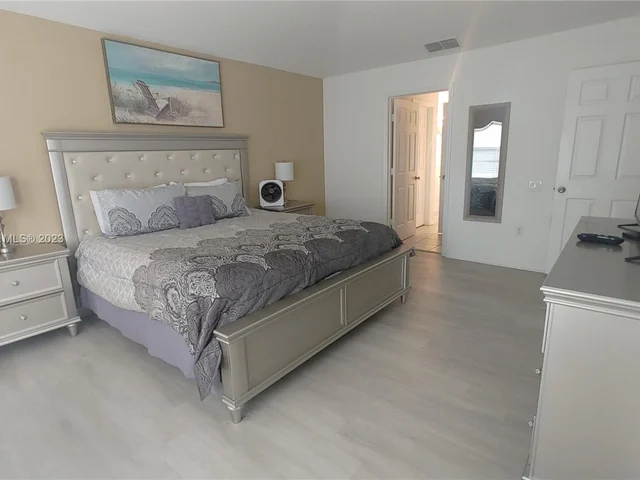 7751 BASNETT CIRCLE, Kissimmee FL 34747