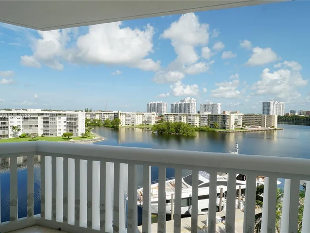 1000 W Island Blvd # 610, Aventura FL 33160