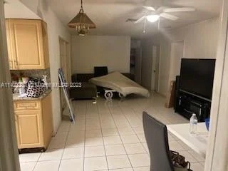 251 SW 16th St, Pompano Beach FL 33060