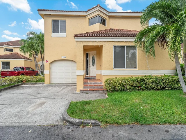 11201 Lakeview Dr # M, Coral Springs FL 33071