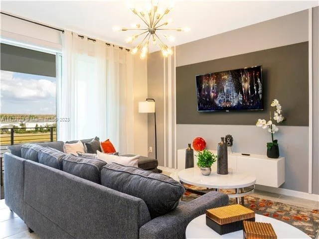 3191 paradox circle # 307, Kissimmee FL 34746