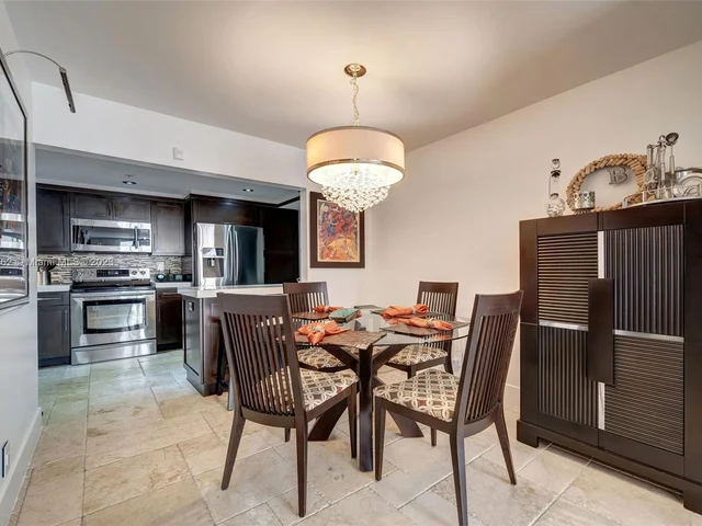 2625 Collins Ave # 402, Miami Beach FL 33140