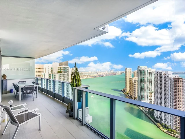 200 Biscayne Boulevard Way # 4307, Miami FL 33131