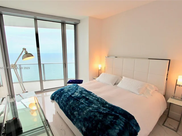 4111 S Ocean Dr, Hollywood FL 33019