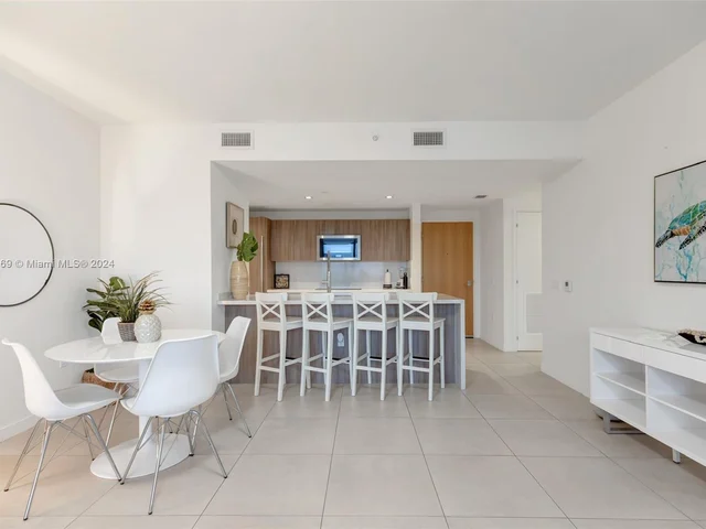 401 N Birch Rd # 1014, Fort Lauderdale FL 33304