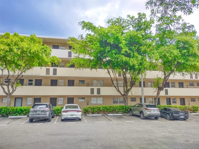 1710 NE 191st St # 3, Miami FL 33179