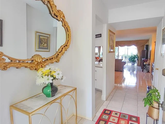 1710 NE 191st St # 3, Miami FL 33179