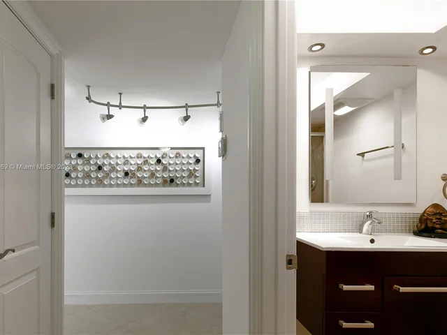 230 174th St # 303, Sunny Isles Beach FL 33160