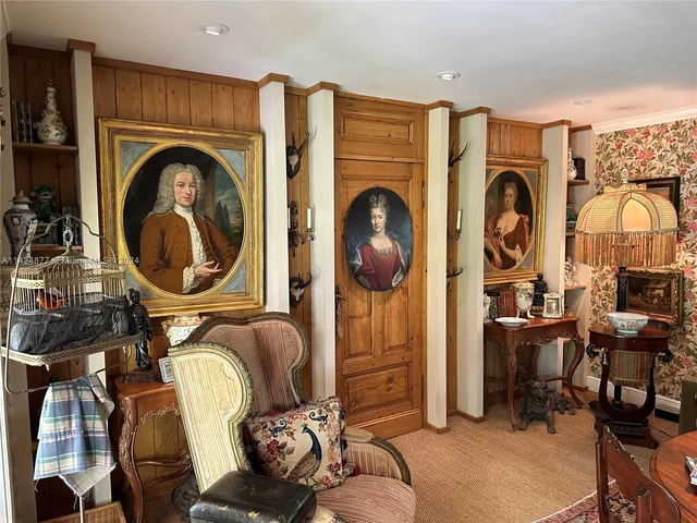 8420 SW 70th St, Miami FL 33143