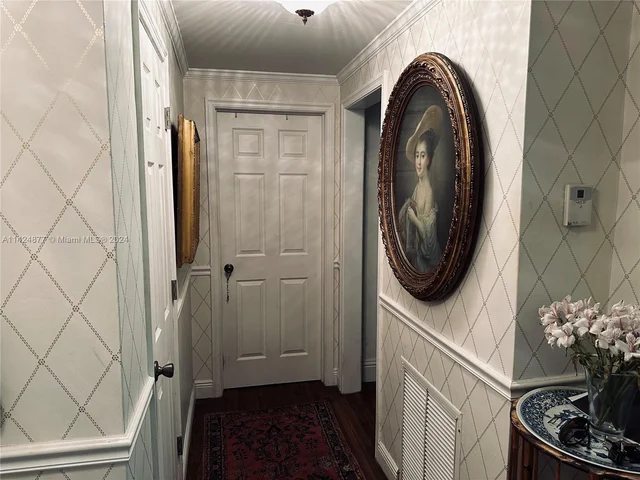 8420 SW 70th St, Miami FL 33143