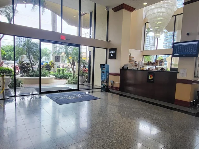 7601 E Treasure Dr # 611, North Bay Village FL 33141