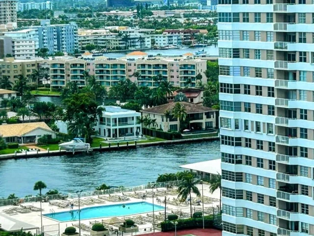 2030 S Ocean Dr # 1805, Hallandale Beach FL 33009