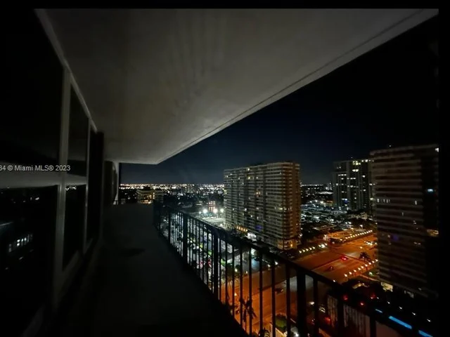 2030 S Ocean Dr # 1805, Hallandale Beach FL 33009