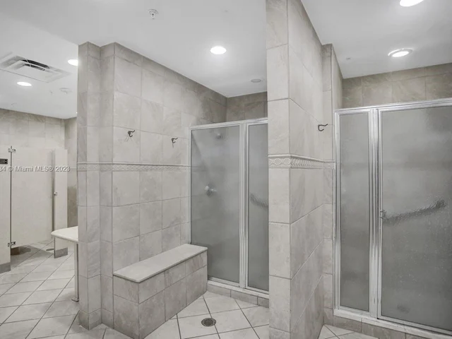 2030 S Ocean Dr # 1805, Hallandale Beach FL 33009