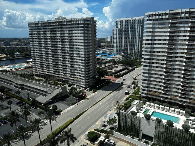 2030 S Ocean Dr # 1805, Hallandale Beach FL 33009
