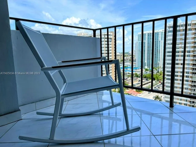 2030 S Ocean Dr # 1805, Hallandale Beach FL 33009