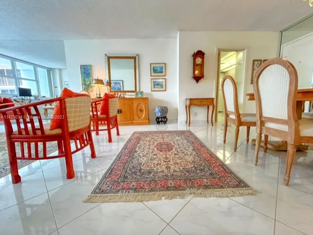 2030 S Ocean Dr # 1805, Hallandale Beach FL 33009