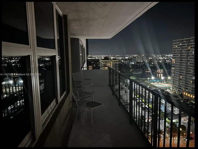 2030 S Ocean Dr # 1805, Hallandale Beach FL 33009