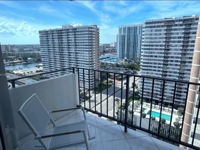 2030 S Ocean Dr # 1805, Hallandale Beach FL 33009