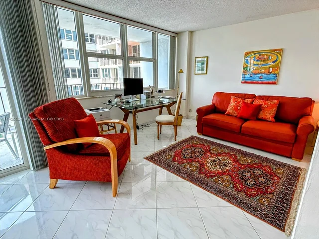 2030 S Ocean Dr # 1805, Hallandale Beach FL 33009