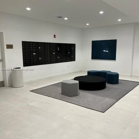 13800 Highland Dr # 303, North Miami Beach FL 33181