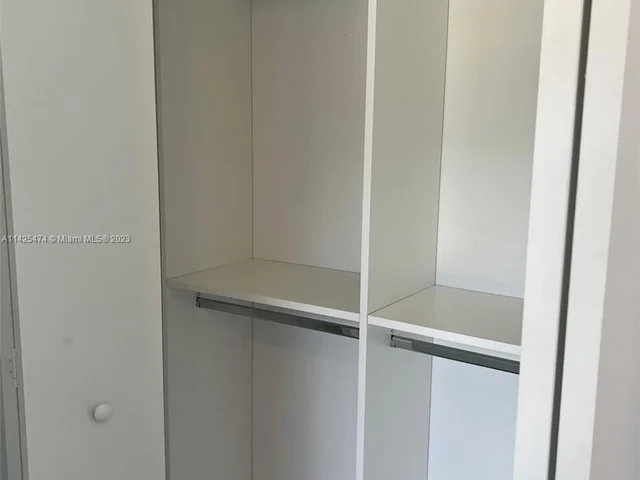 13800 Highland Dr # 303, North Miami Beach FL 33181