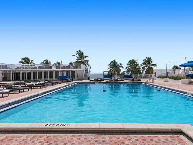 5401 Collins Ave # 340, Miami Beach FL 33140