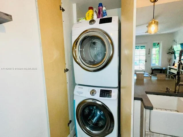 1605 Michigan Ave # 941, Miami Beach FL 33139