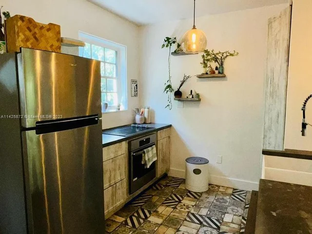 1605 Michigan Ave # 941, Miami Beach FL 33139