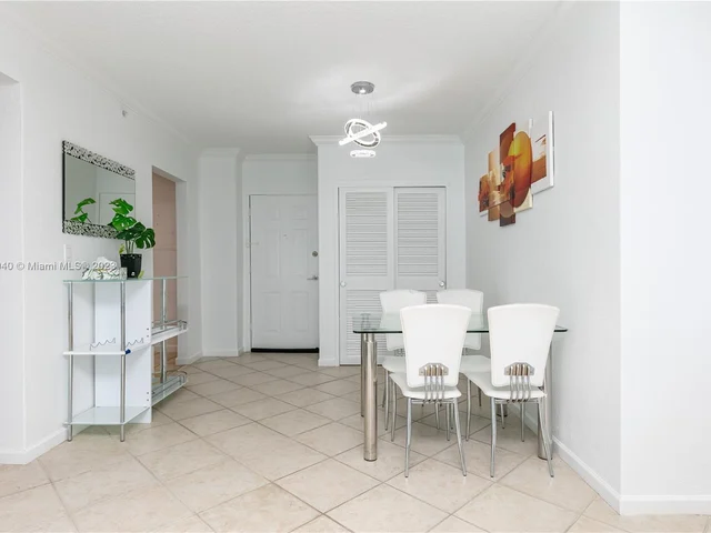 2501 S Ocean Dr, Hollywood FL 33019