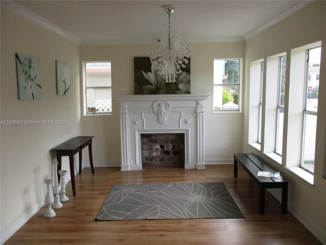 1027 Pennsylvania Ave # 105, Miami Beach FL 33139