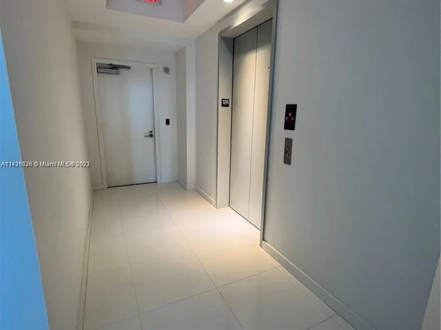 851 NE 1st Ave # 1208, Miami FL 33132