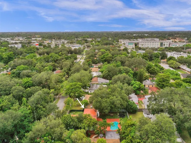 965 NE 130th St, North Miami FL 33161