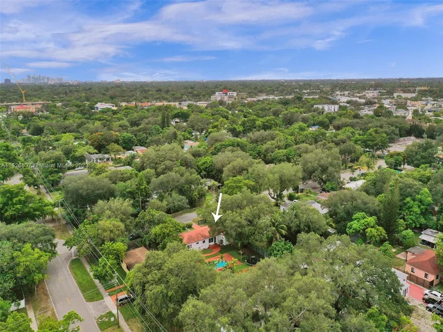 965 NE 130th St, North Miami FL 33161