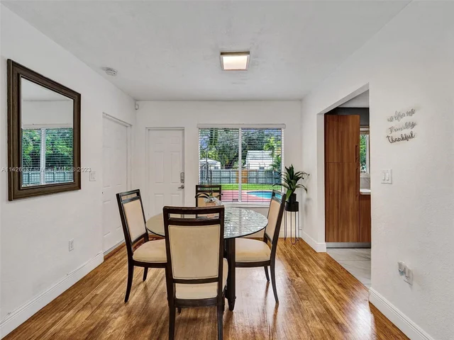 965 NE 130th St, North Miami FL 33161