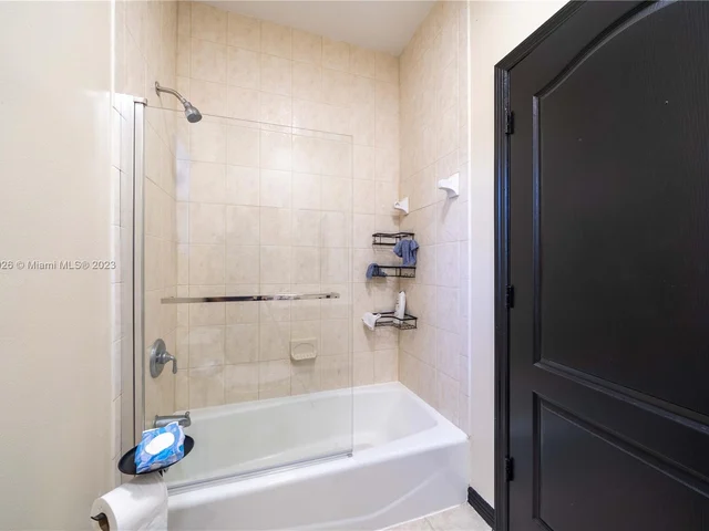 1451 SW 11th Pl, Fort Lauderdale FL 33312