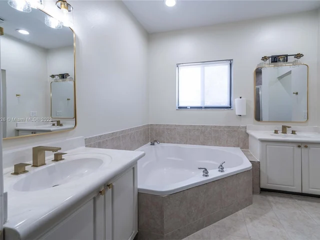 1451 SW 11th Pl, Fort Lauderdale FL 33312