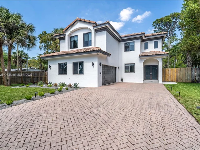 1451 SW 11th Pl, Fort Lauderdale FL 33312