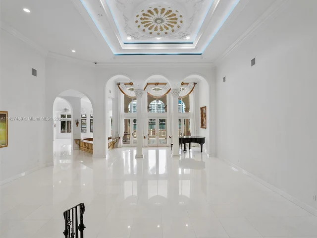 166 Bal Bay Dr, Bal Harbour FL 33154